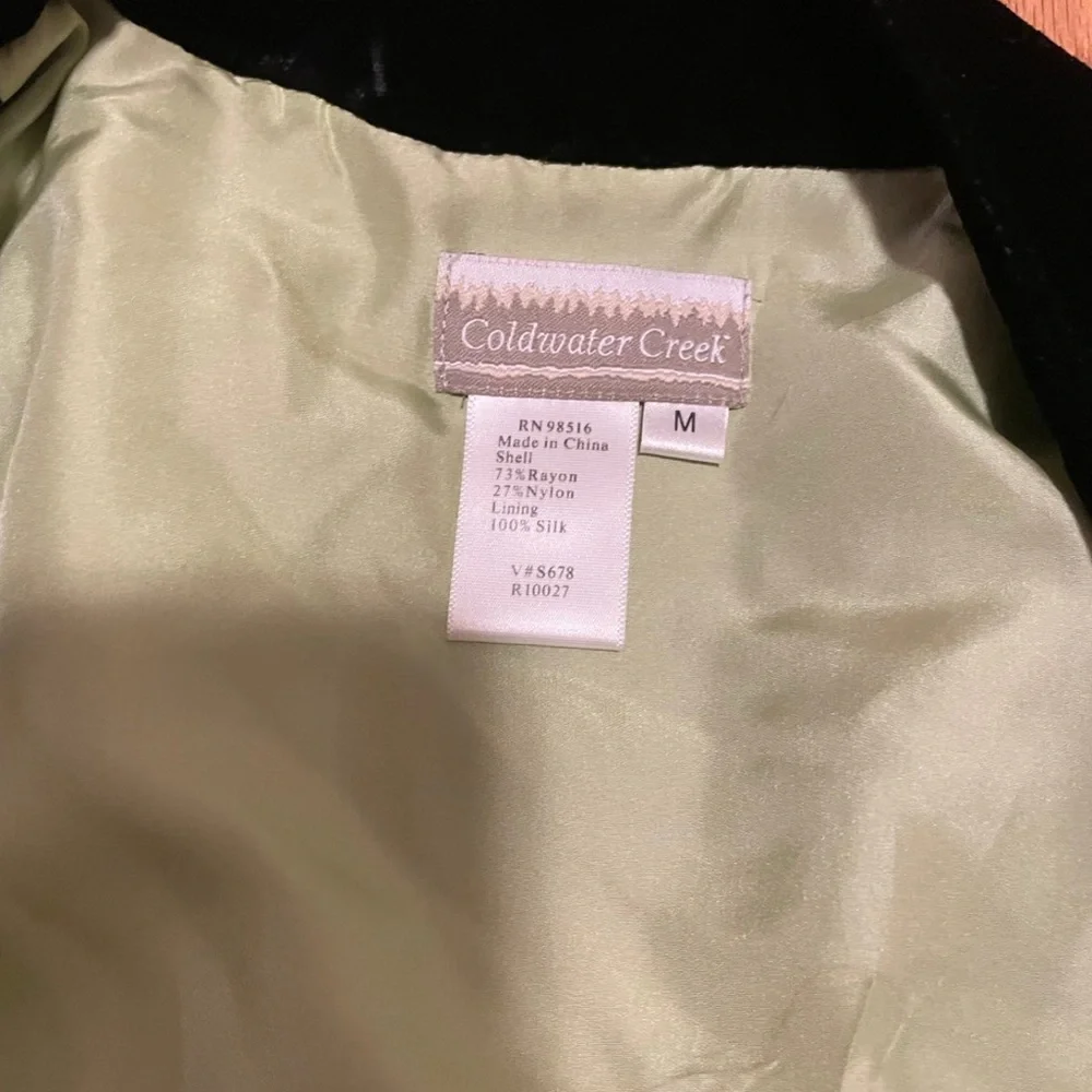 blazer - Picture 4 of 4